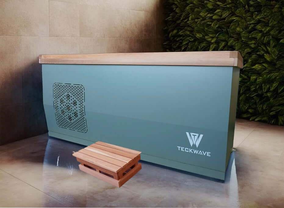 Signature ice bath with chiller and filtration system in olive green by TECKWAVE.